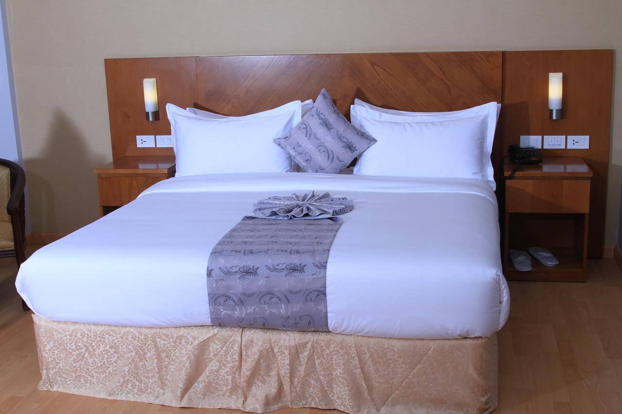 Azzeman Hotel Addis Ababa Dış mekan fotoğraf