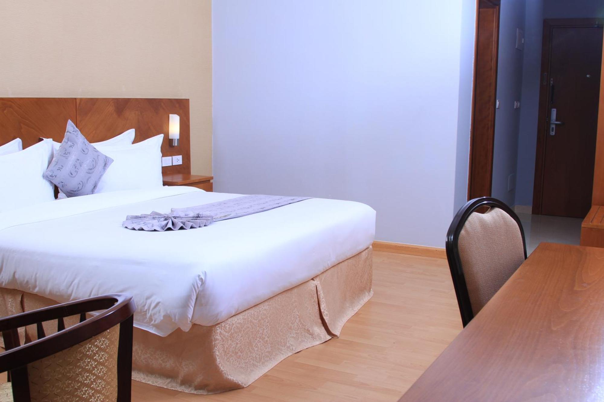 Azzeman Hotel Addis Ababa Dış mekan fotoğraf