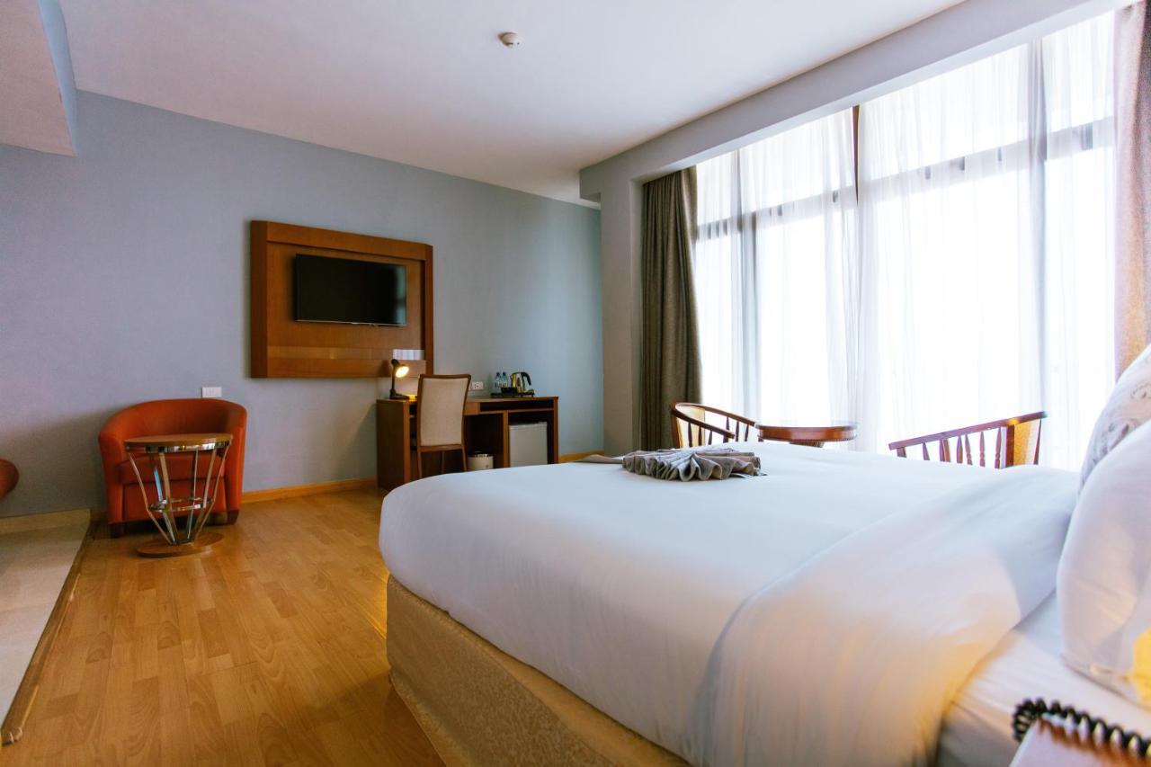 Azzeman Hotel Addis Ababa Dış mekan fotoğraf